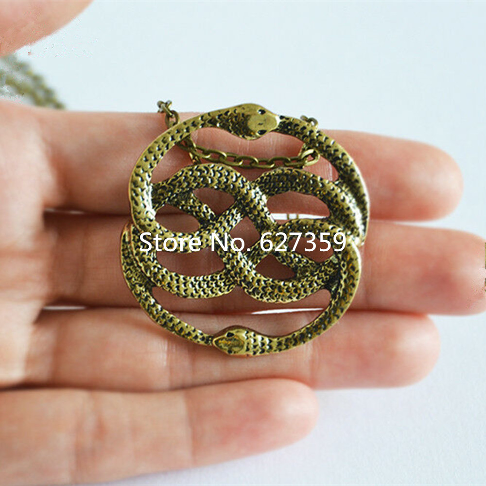 Board Game Pandemic - Kalung Liontin Auryn Snake Style The